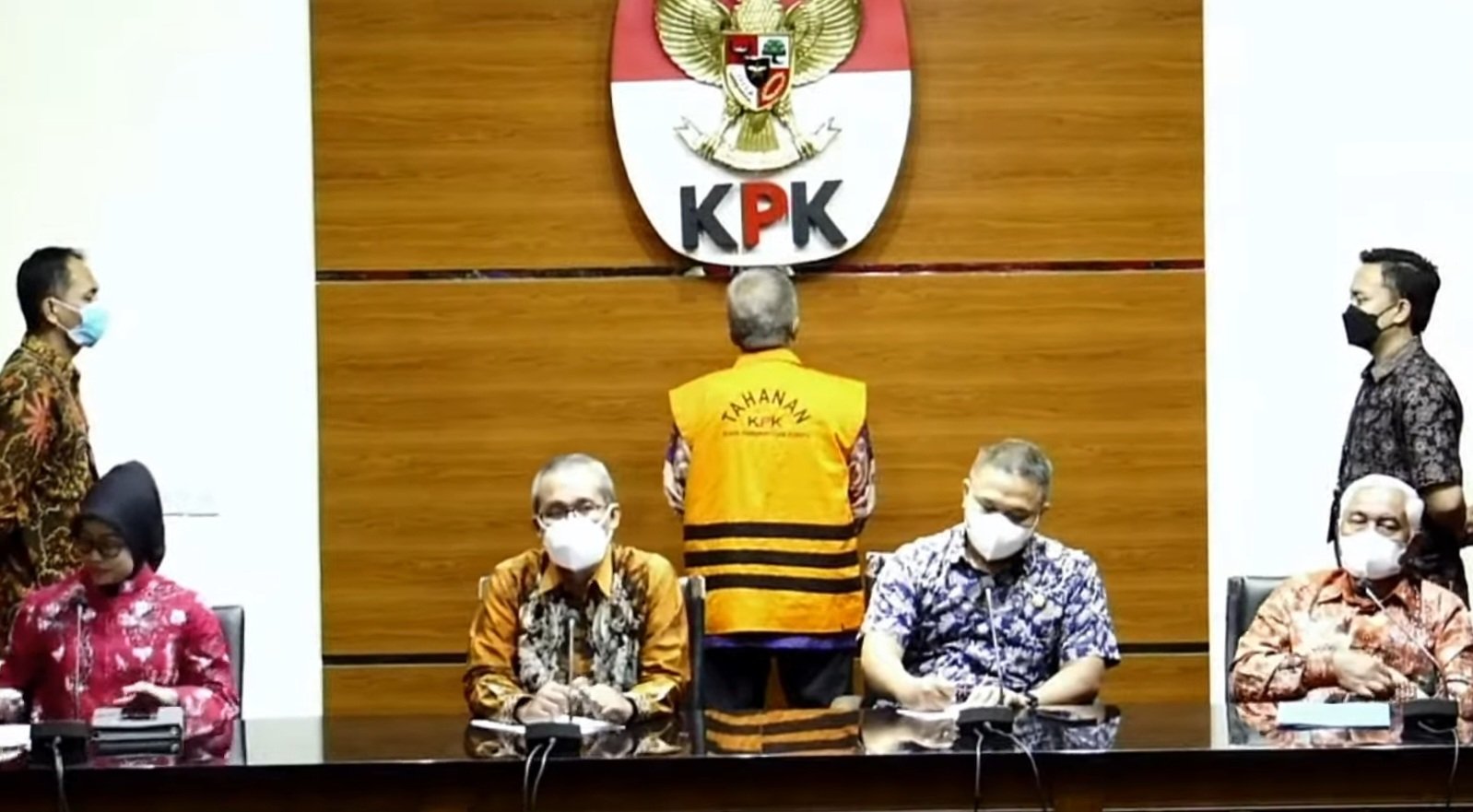 Konferensi Pers penahanan Hakim Agung Sudrajad Dimyati/SinPo.id