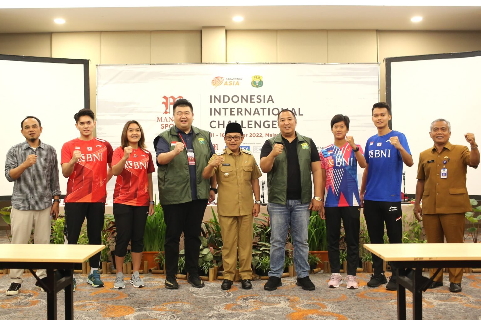 Indonesia International Challenge di GOR Platinum Araya (badmintonindonesia)
