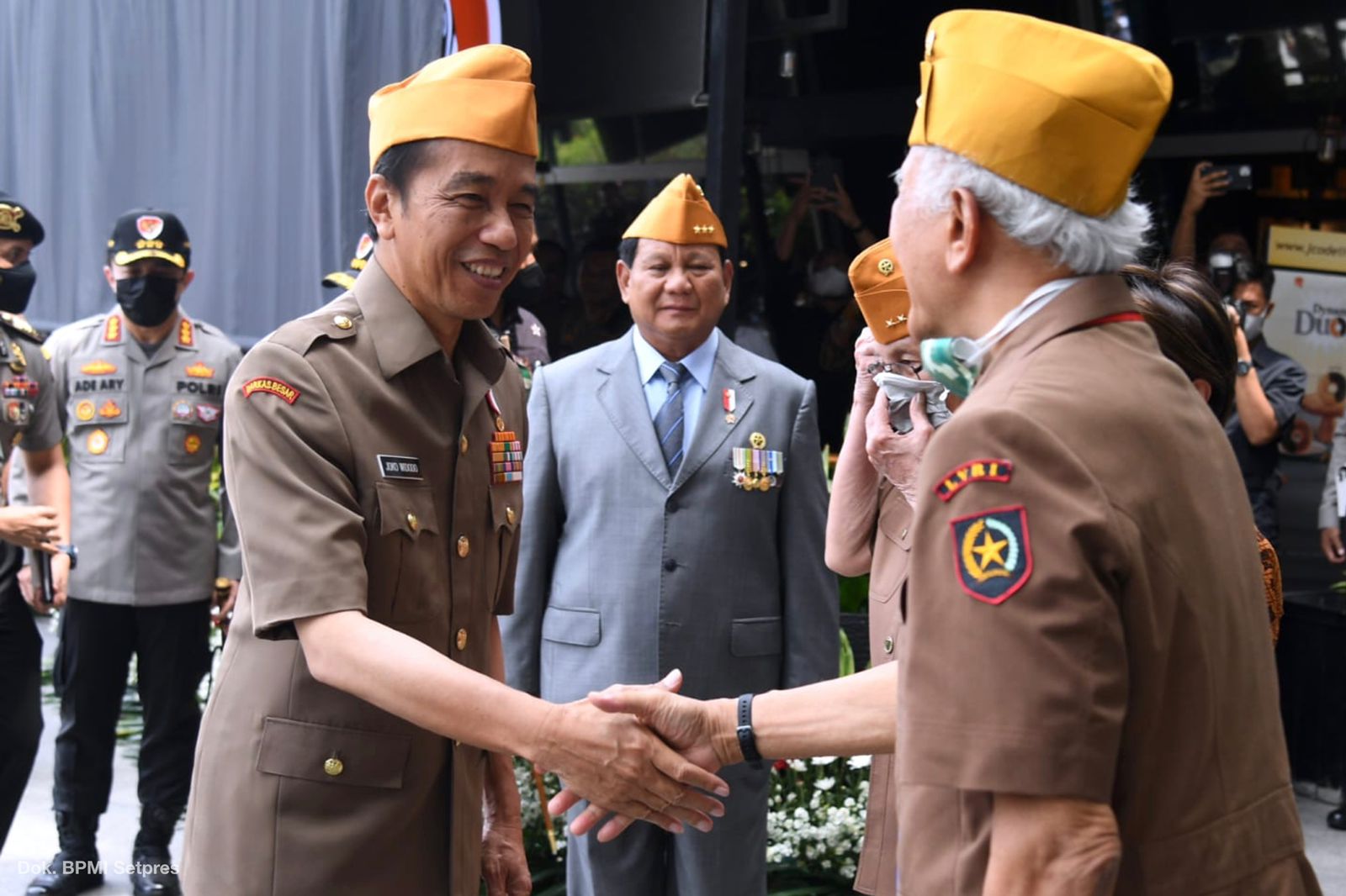 Prabowo mendampingi Jokowi saat bertemu Legiun Veteran/Istimewa