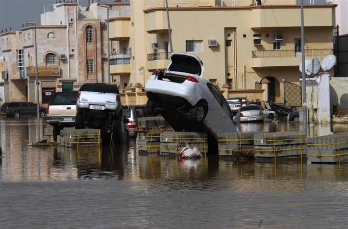 Penampakan banjir di Jeddah, Arab Saudi/Reuters/Saudi Press Agency