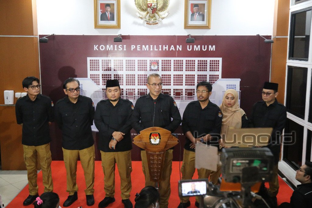 KPU menetapkan 17 partai politik nasional dan 6 partai politik lokal Aceh menjadi peserta Pemilu 2024