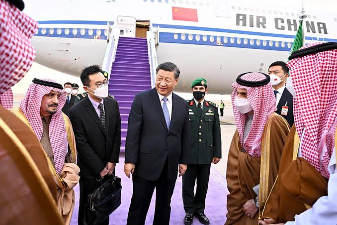 Presiden China, Xi Jinping, saat kunjungan ke Arab Saudi (SinPo.id/AP)