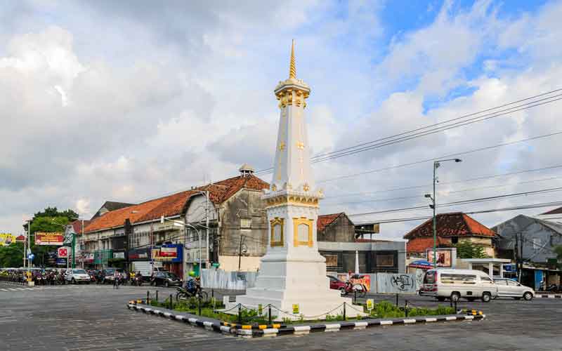 Tugu DI Yogyakarta/Phiradio