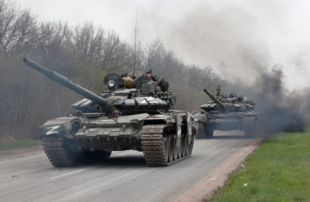 Tank Rusia saat memasuki wilayah Ukraina/Atlantic Council