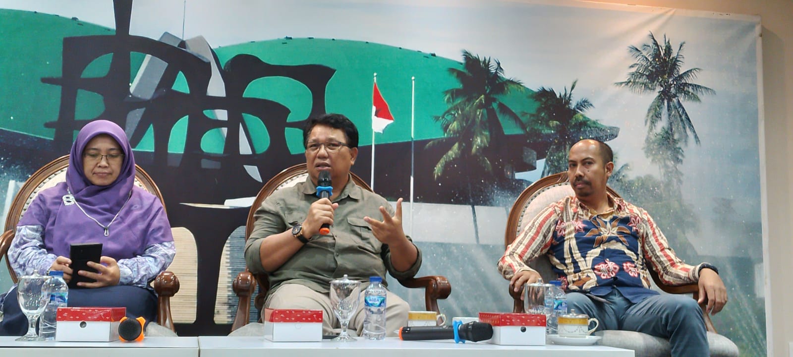 Koordinatoriat Wartawan Parlemen (KWP) DPR gelar diskusi Gagal Ginjal Akut Pada Anak Muncu Lagi (Ashar/SinPo.id)