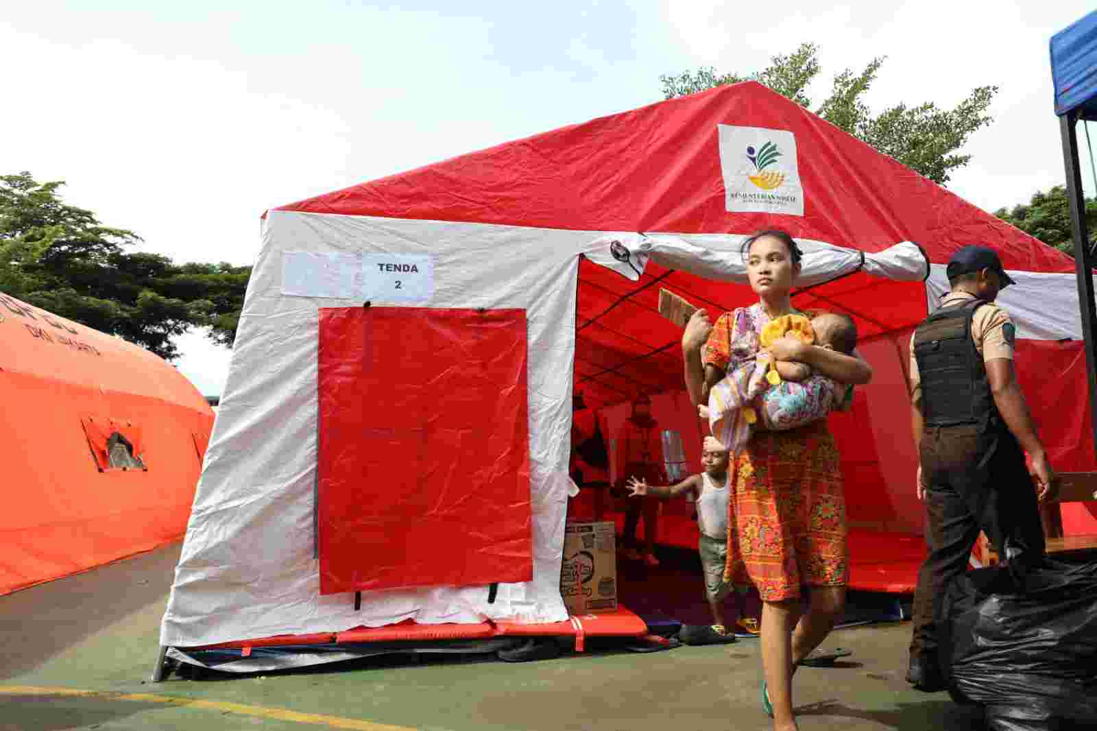 Posko pengungsian korban kebakaran depo Pertamina Plumpang (PPID DKI)