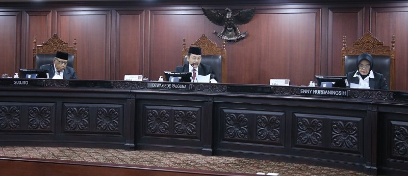 Majelis Kehormatan Mahkamah Konstitusi (MK MK) dalam Sidang Pembacaan Putusan yang berlangsung pada Senin (20/3/2023) di Ruang Sidang Panel Gedung 1 MK. Foto: Humas/Panji