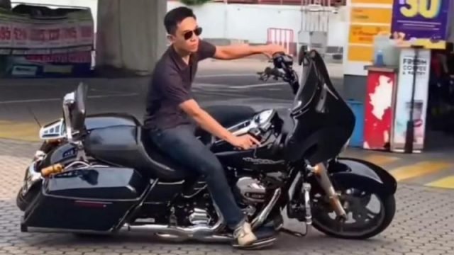 Mario Dandy Satriyo saat mengendarai motor Harley Davidson (Ist)