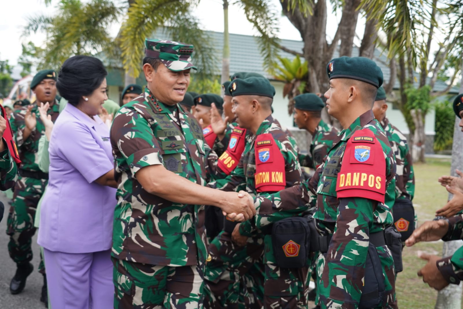 Prosesi pemberangkatan prajurit ke PT Freeport Indonesia/Puspen TNI