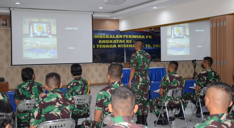 Pengarahan Kadisminpersal ke siswa Susgakes TNI AL (Dispenal)