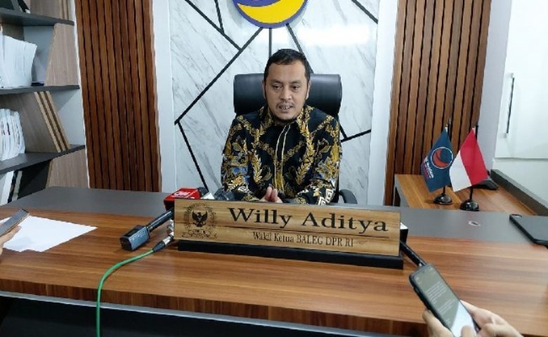 Anggota Komisi XI DPR RI, Willy Aditya. (SinPo.id)