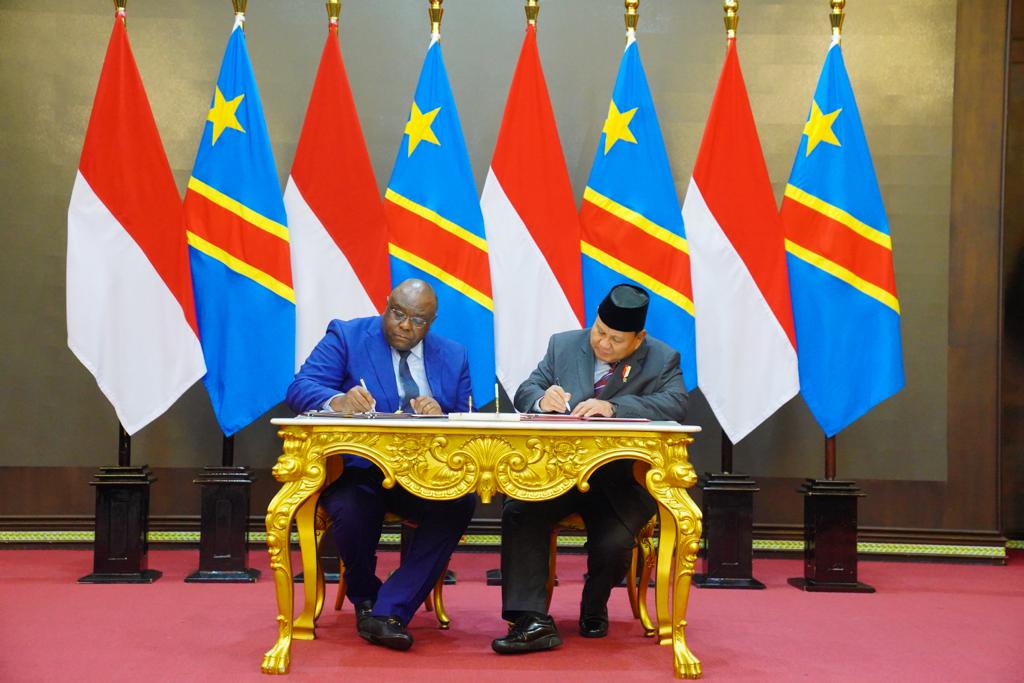 Menteri Pertahanan RI Prabowo Subianto dan Menhan Kongo