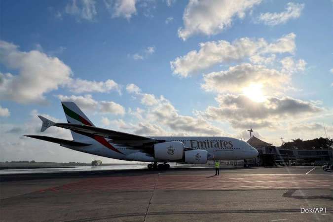 pesawat A380 Emirates (AP1)