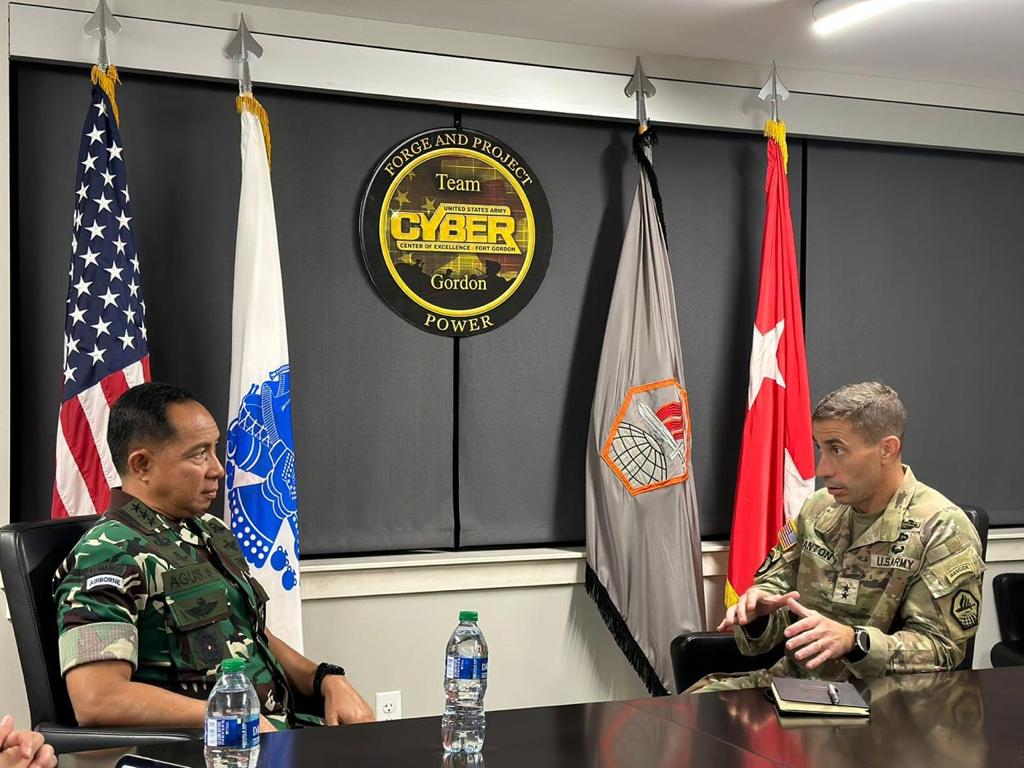 Wakasad Letjen TNI Agus Subiyanto mengunjungi tiga satuan US Army dan Pusat Intelijen INSCOM, di Virginia, AS (Sinpo.id/Dispenad)