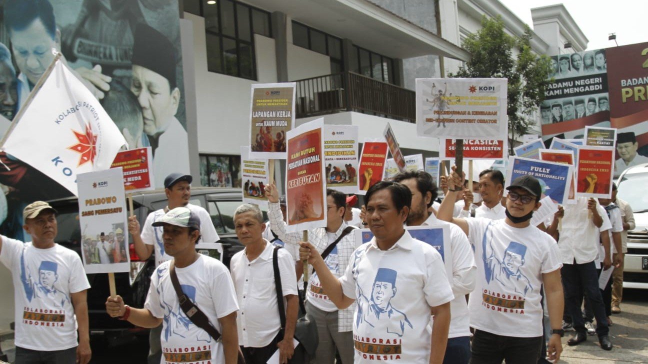 Aktivis lintas organisasi yang tergabung dalam KOPI deklarasi dukung Prabowo di Pilpres 2024 (SinPo.id/ Ashar)