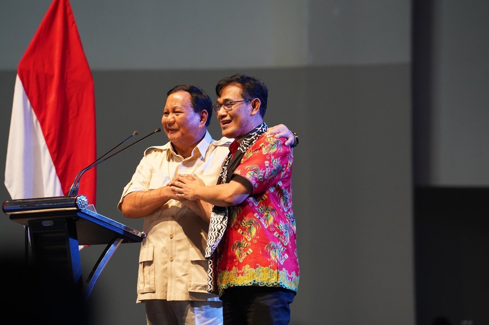 Kebersamaan Ketua Umum Partai Gerindra Prabowo Subianto dan mantan politikus PDIP Budiman Sudjatmiko (Sinpo.id/Tim Media)