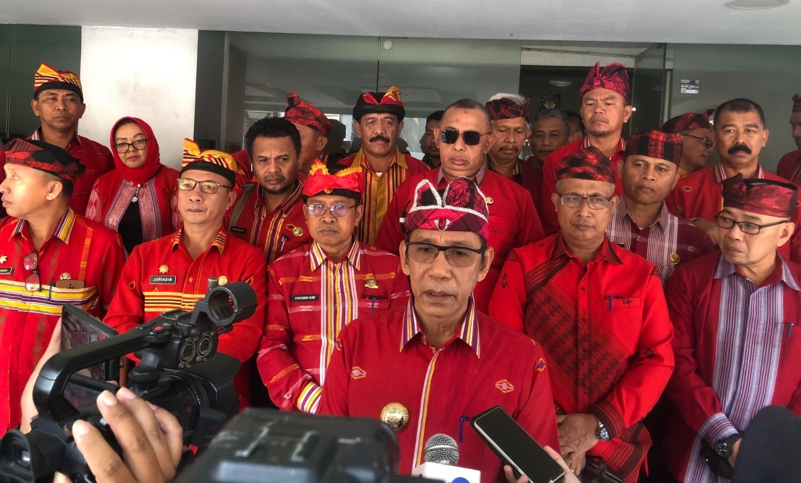 Pj. Bupati Buton Basiran usai bertemu jajaran Itjen Kemendagri pada Kamis, 10 Agustus 2023. (SinPo.id/Juven Martua Sitompul)