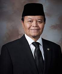 Hidayat Nur Wahid (wikipedia)