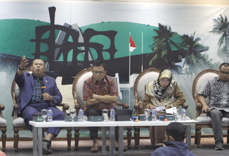 Koordinatoriat Wartawan Parlemen gelar diskusi Forum Legislasi Mengupas RAPBN 2024 (Ashar/SinPo.id)
