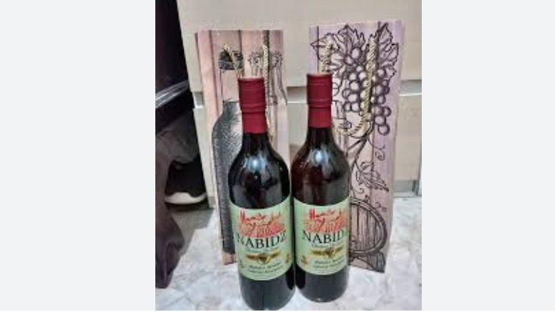 Nabidz, wine yang sempat disebut halal (SinPo.id/ Facebook)