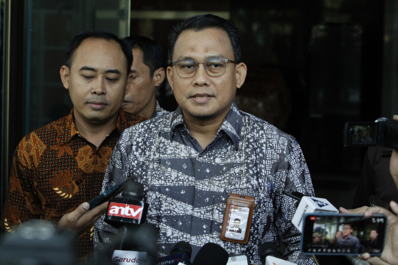 KPK akan menjadwalkan ulang pemanggilan yang bersangkutan Muhaimin Iskandar terkait kasus korupsi di Kemnaker ketika waktu itu sedang menjabat sebagai Menteri Tenaga Kerja (Ashar/SinPo.id)