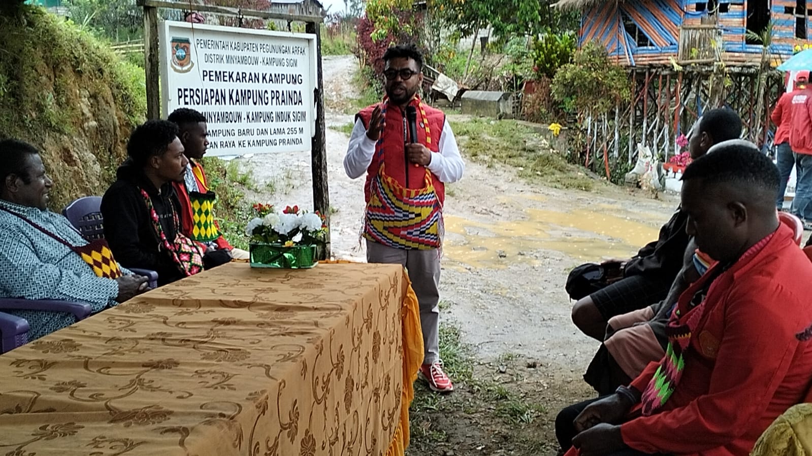Kunjungan Filep Wamafma ke Minyambouw, Papua (Sinpo.id/Tim Media)