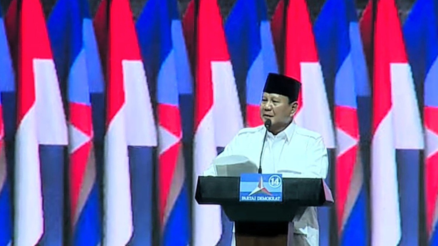 Bakal capres dari Koalisi Indonesia Maju Prabowo Subianto di Rapimnas Partai Demokrat (SinPo.id/ Sigit Nuryadin)