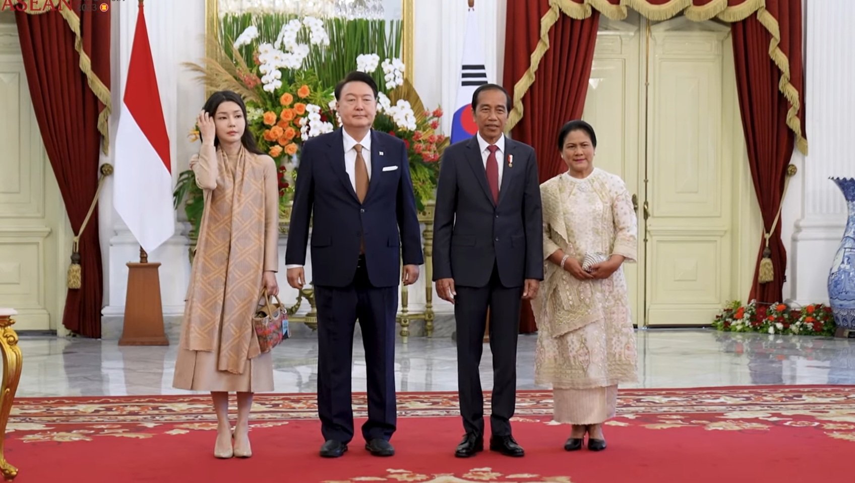 Presiden Jokowi menggelar pertemuan bilateral dengan Presiden Korea Selatan Yoon Suk-yeol. (SinPo.id/Setkab)