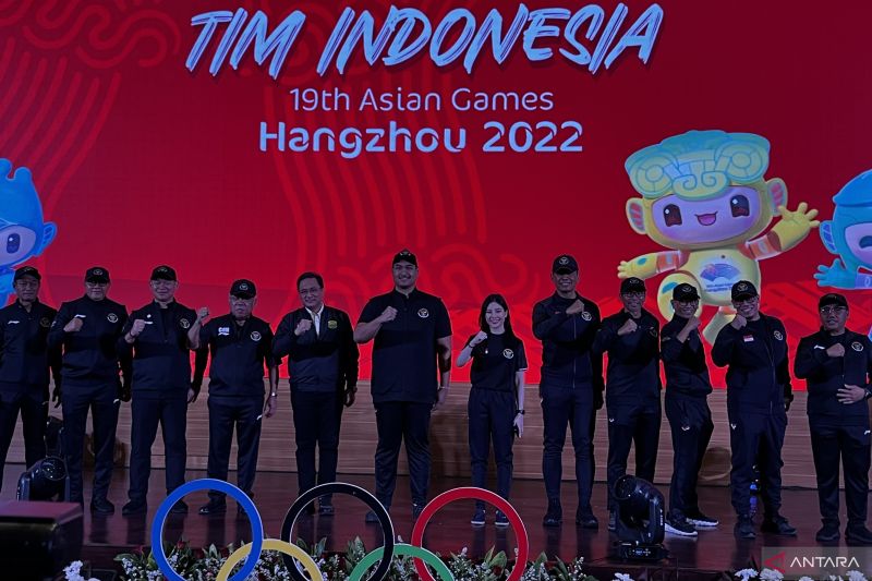 Pengukuhan Tim Indonesia untuk Asian Games 2022 Hangzhou yang dilaksanakan di Kantor Kementerian PUPR di Jakarta pada Selasa, 19 September 2023. (SinPo.id/Antara)