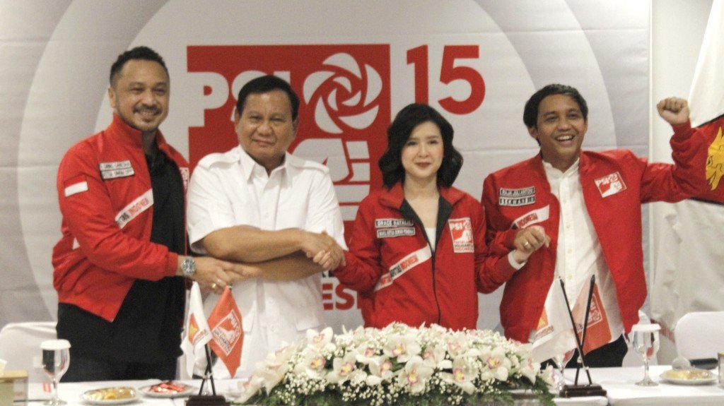Prabowo Subianto saat bertandang ke kantor PSI (SinPo.id/ Ashar)