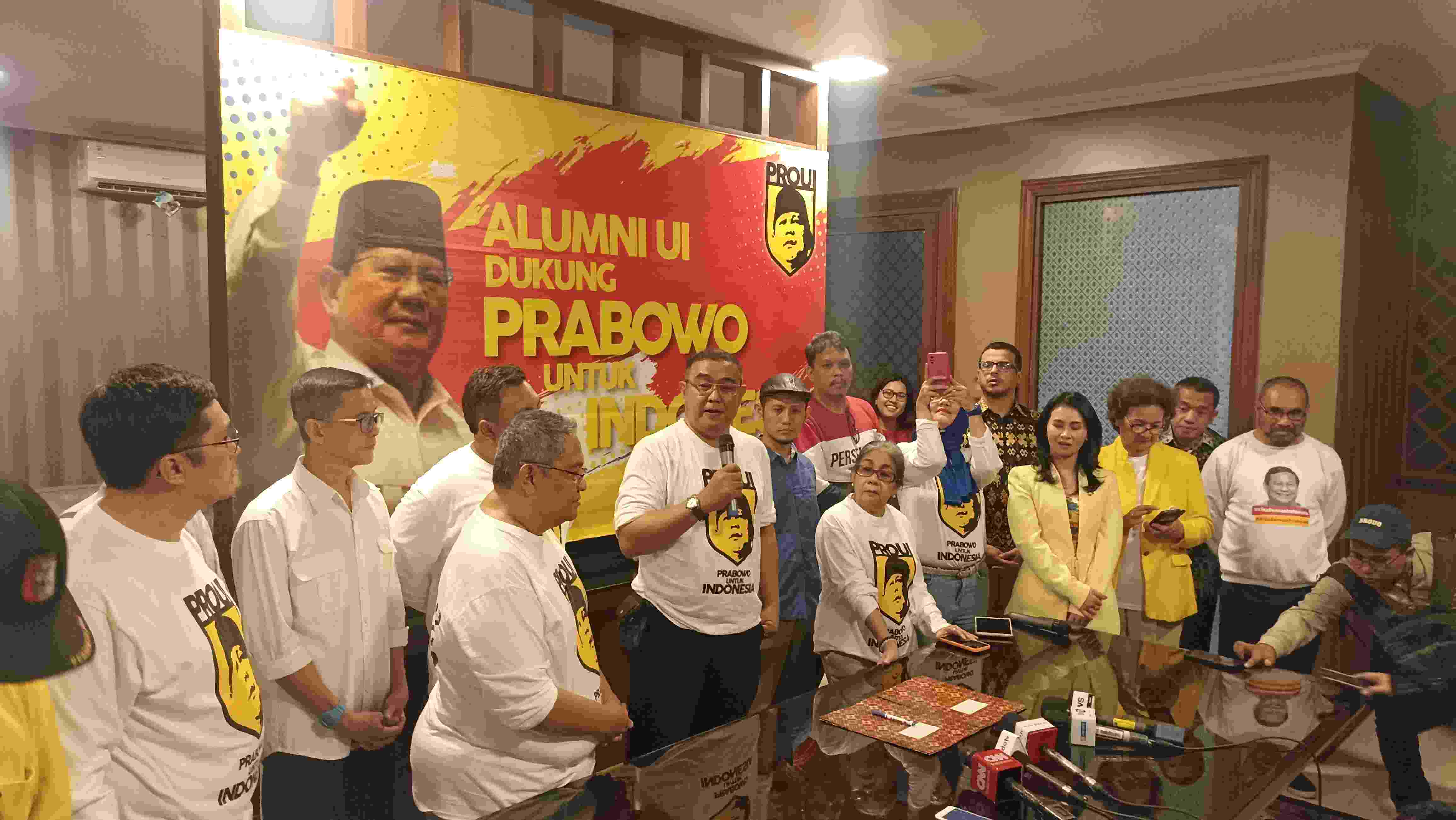 PROUI saat deklarasikan dukungan ke Prabowo Subianto (SinPo.id/ Sigit Nuryadin)