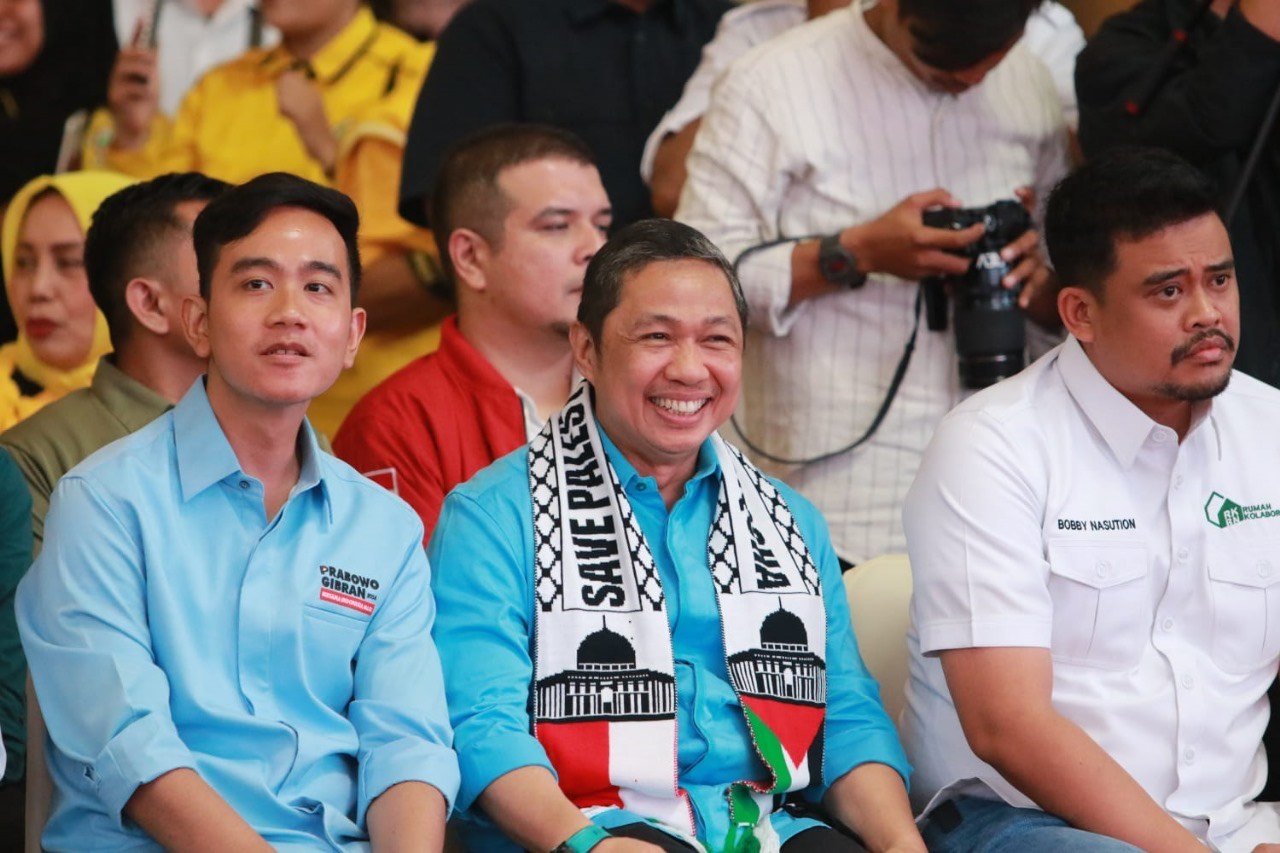 Ketum Partai Gelora Anis Matta bersama Cawapres Gibran Rakabuming (SinPo.id/ Dok. Anis Matta)