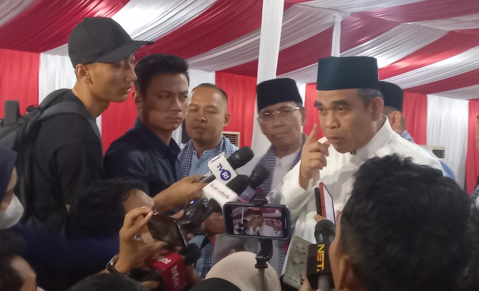 Wakil Ketua Tim Kampanye Nasional (TKN) Prabowo-Gibran, Ahmad Muzani. (SinPo.id/Anam)