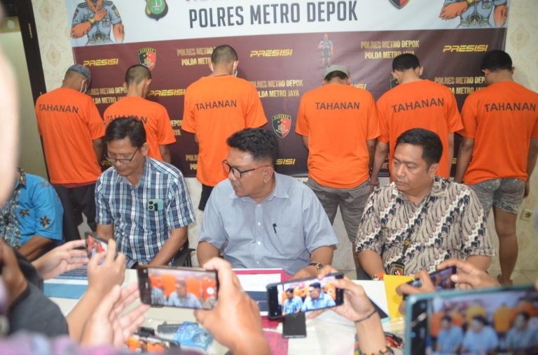 Konferensi pers kasus curanmor di Polres Metro Depok (SinPo.id/ Humas Polri)