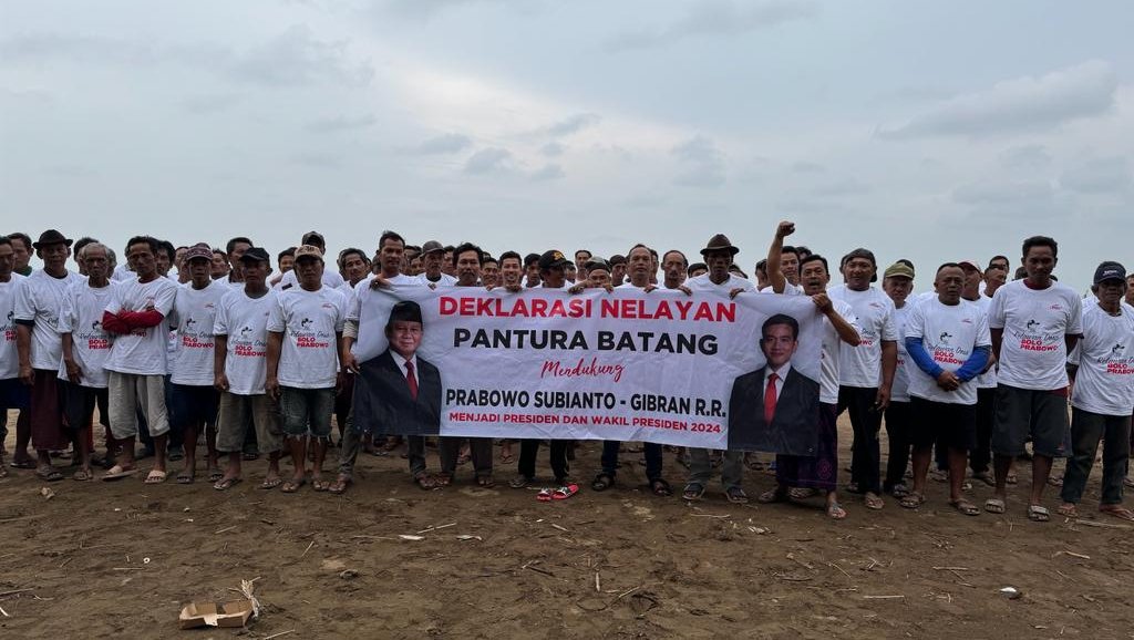 Deklarasi dukungan nelayan Roban Timur ke Prabowo-Gibran (SinPo.id/ Tim Media)
