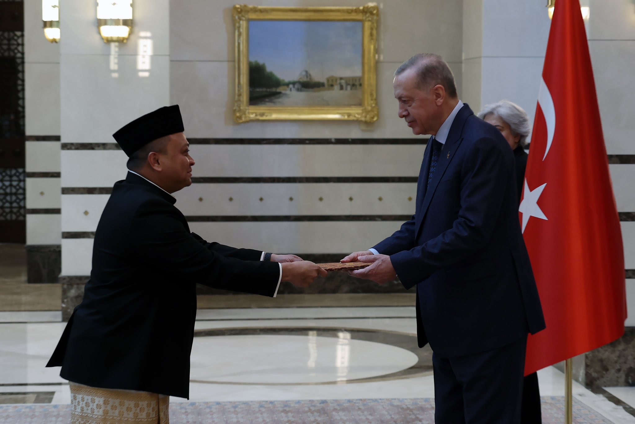 Presiden Erdogan (kanan) menkankan peran Indonesia dan Turki dalam isu Palestina. (SinPo.id/Dok. Kemlu)