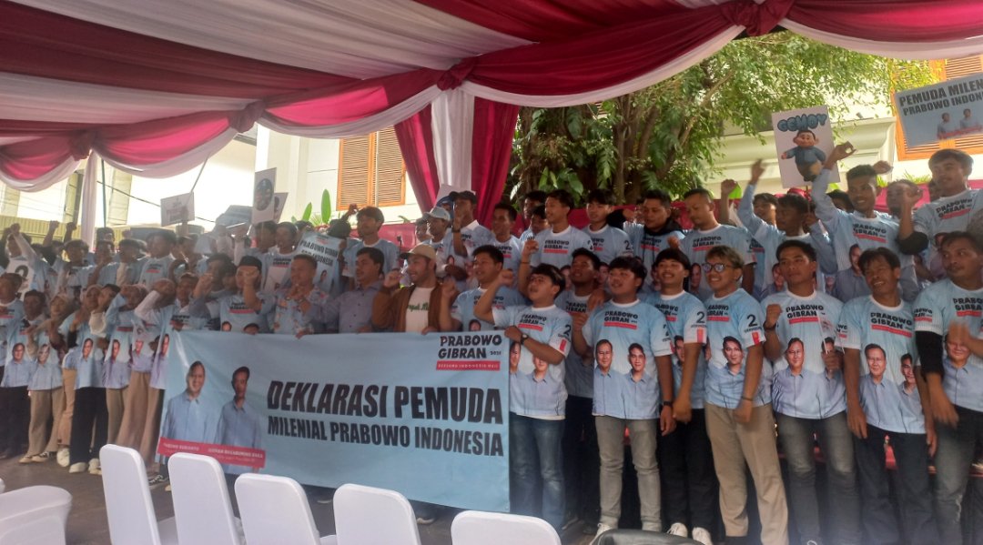Relawan Pemuda Milenial Prabowo Indonesia deklarasi dukungan ke Prabowo-Gibran (SinPo.id/ Khaerul Anam)