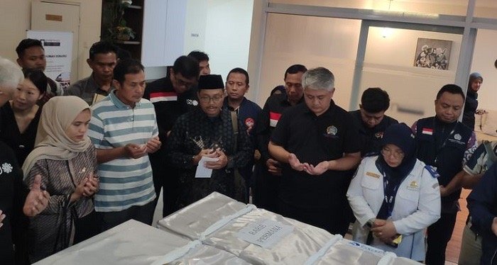 Tiga jenazah ABK WNI yang tenggelam di Korsel tiba di Indonesia. (Foto: SinPo.id/dok Kemlu RI)