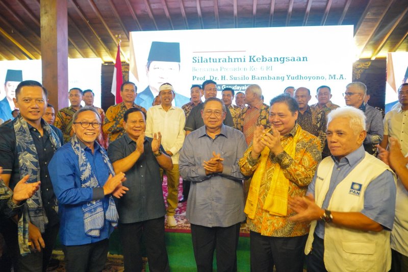 Demokrat sambangi hambalang untuk silaturahmi dan dukung Prabowo Presiden 2024 (Ashar/Foto:Tim Prabowo/SinPo.id)