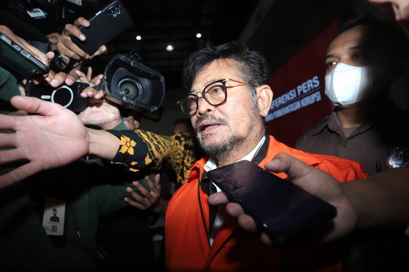 KPK resmi menahan Mantan Menteri Pertanian Syahrul Yasin Limpo dan Direktur Alat dan Mesin Kementan Muhammad Hatta (Ashar/SinPo.id