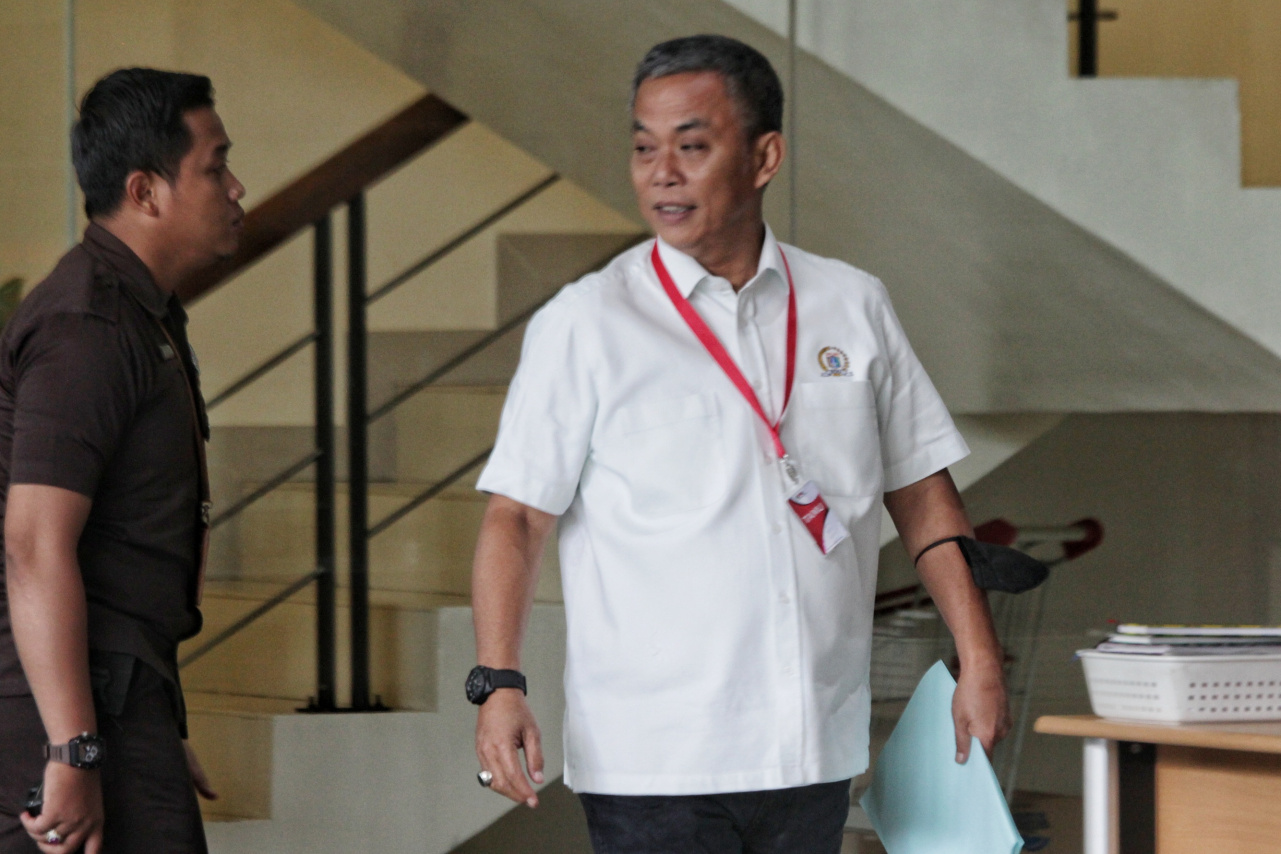 Ketua DPRD DKI Jakarta Prasetyo Edi Marsudi  diperiksa KPK terkait kasus tanah pulogebang (Ashar/SinPo.id)