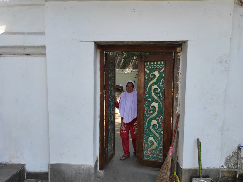 Keraton Kanoman Kesultanan Cirebon yang dulunya buat menyebarkan agama Islam di Jawa Barat oleh Sunan Gunung Jati (Ashar/SinPo.id)
