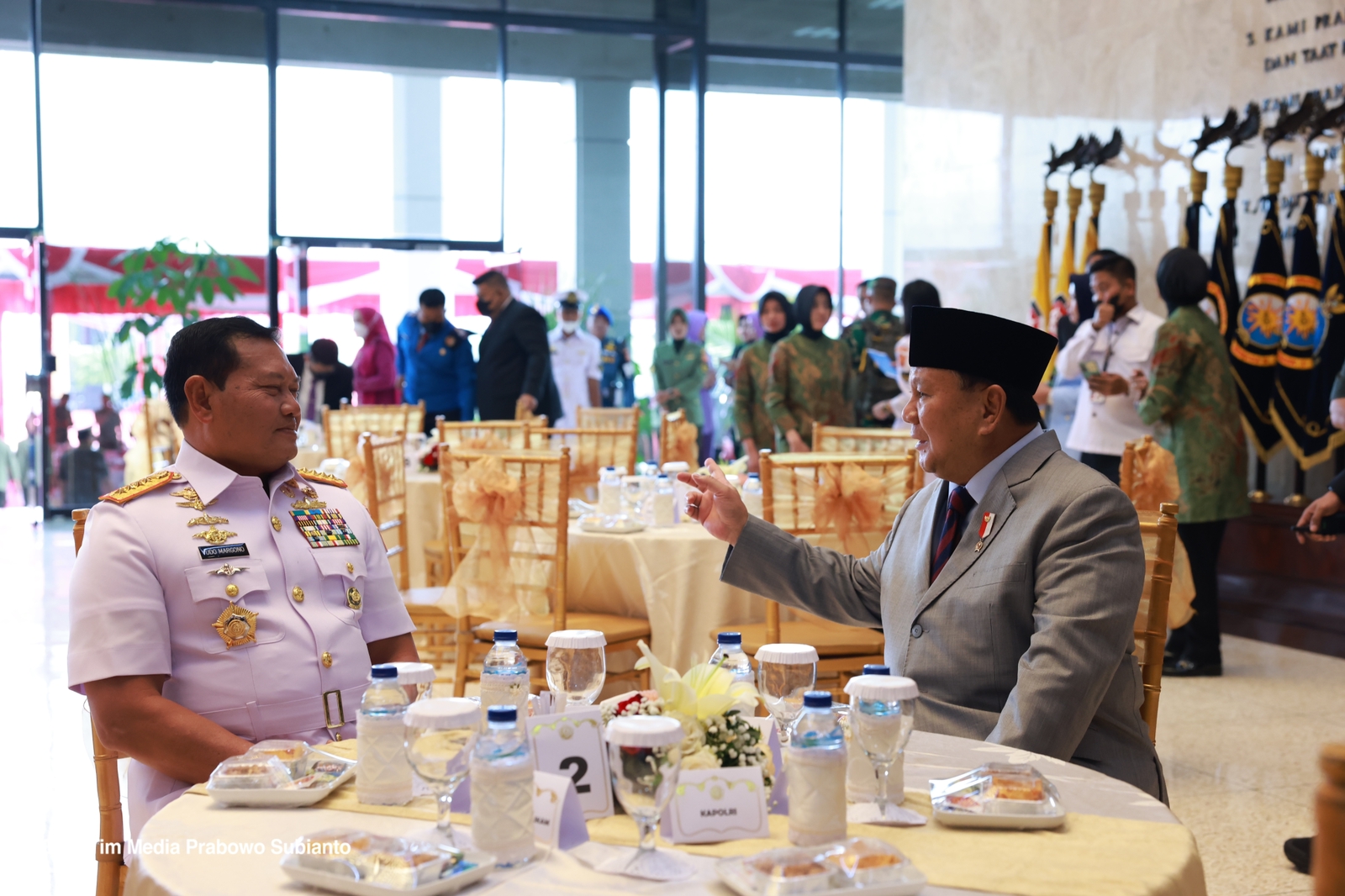 Menhan Pak Bowo hadiri sertijab Panglima TNI Laksamana Yudo Margono di Mabes TNI Cilangkap (Foto:Dok Tim Prabowo/SinPo.id)
