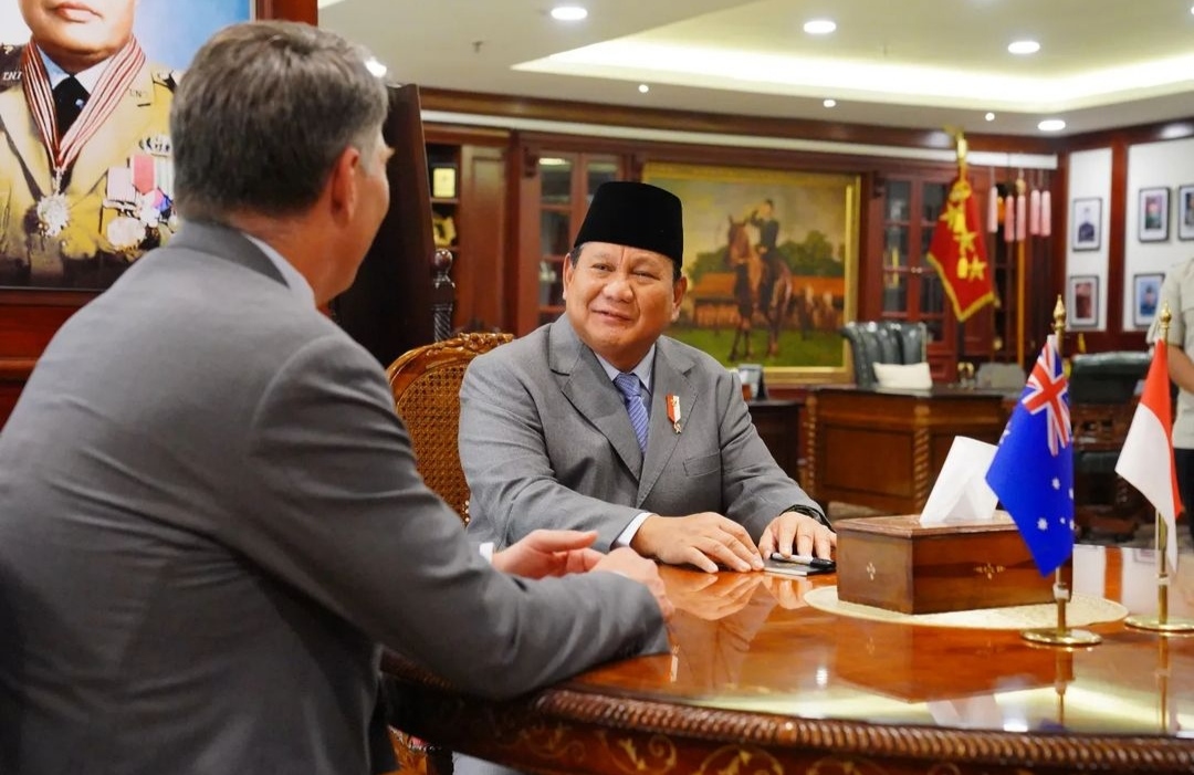 Menhan RI Prabowo Subianto menerima kunjungan kehormatan Wakil Perdana Menteri Australia sekaligus Menteri Pertahanan Australia Richard Marles di kantor Kementrian Pertahanan (Ashar/Foto:Tim Media Prabowo/SinPo.id)