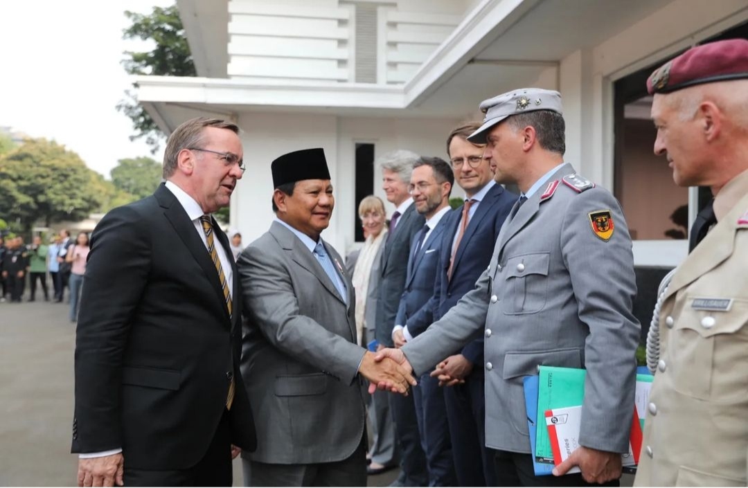 Menhan Prabowo Subianto menerima kunjungan Menhan Jerman Boris Pistorius membahas kerja sana di bidang pendidikan dan pelatihan (Ashar/Foto:Tim Media Prabowo/SinPo.id)