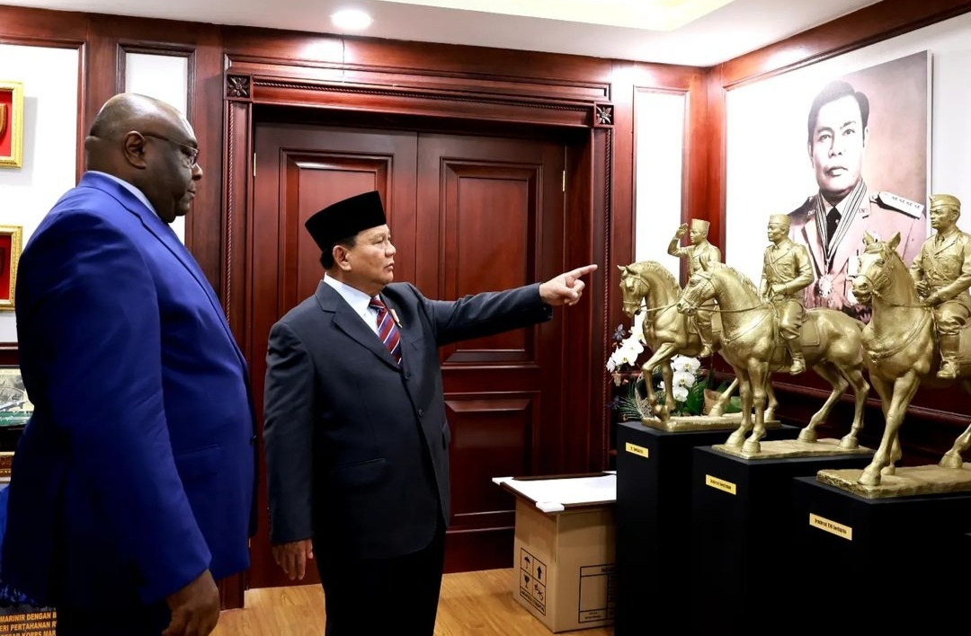 Menhan RI Prabowo Subianto menerima kunjungan Menhan Kongo Jean-Pierre Bemba untuk membahas kerja sama industri Pertahanan dan pendidikan (Ashar/Foto Tim Prabowo/SinPo.id)