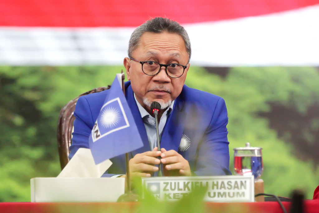 Ketua Umum PAN Zulkifli Hasan berkunjung ke kantor DPP PDIP untuk bersilaturahmi dan membahas jelas Pilpres 2024 (Ashar/SinPo.id)