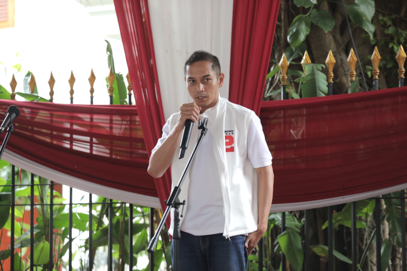 Relawan Milenial Prabowo Gibran (MPG) deklarasi mendukung paslon nomor urut 02 Prabowo-Gibran satu putaran (Ashar/SinPo.id)