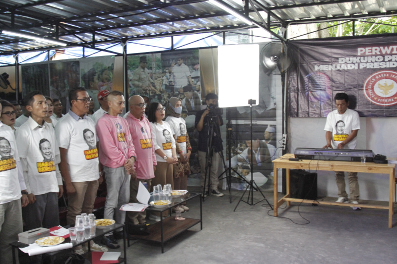 Relawan PERWIRA deklarasi dukung Prabowo Presiden di rumah besar relawan 08 (Ashar/SinPo.id)